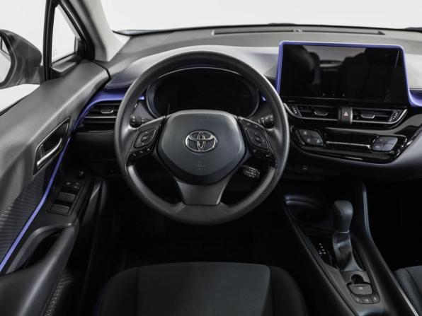 Toyota C-HR I Рестайлинг с пробегом 2024 года, цена 3 399 000 рублей, 7015 км, внедорожник, Автокод Объявления