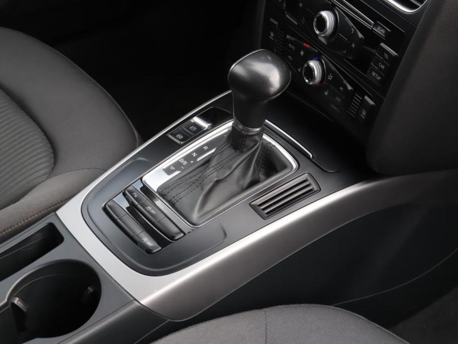 Audi A4 IV (B8) Рестайлинг Москва  - изображение 16