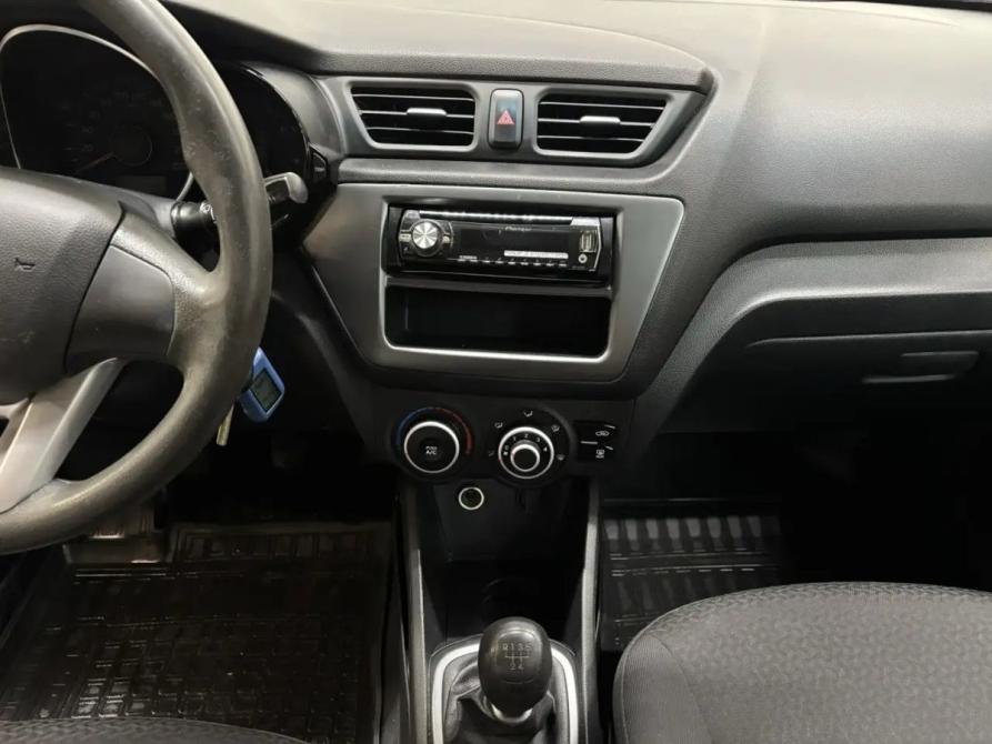 Kia Rio III Саратов  - изображение 9