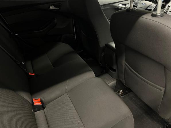 Ford Focus III Рестайлинг с пробегом 2017 года, цена 955 000 рублей, 168078 км, хэтчбек, Автокод Объявления