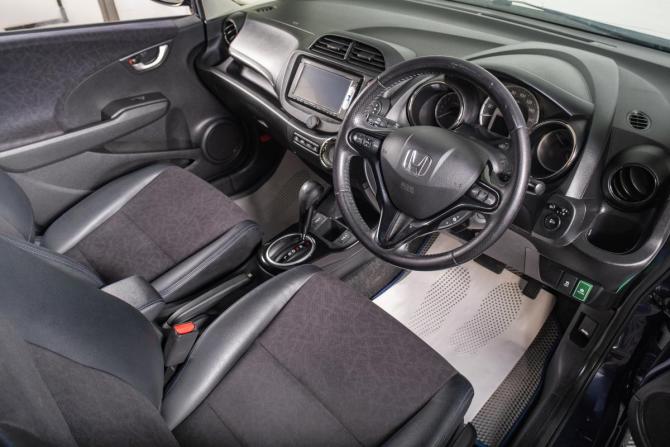 Honda Fit Shuttle I Рестайлинг с пробегом 2014 года, цена 1 339 000 рублей, 95000 км, универсал, Автокод Объявления