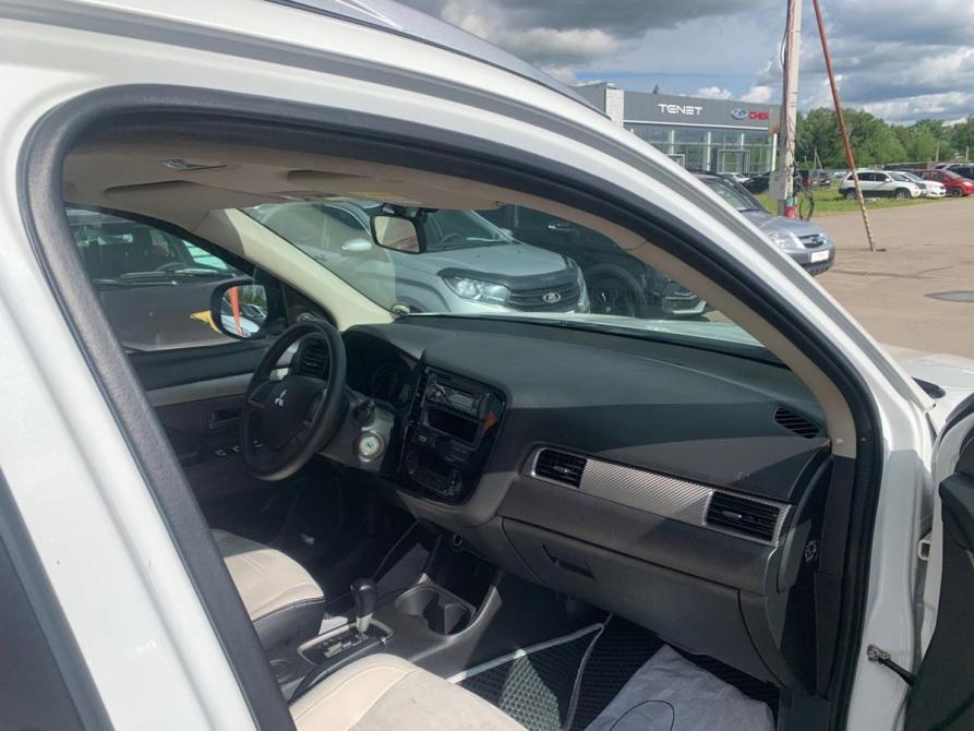 Mitsubishi Outlander III Рестайлинг 2 Ногинск  - изображение 12