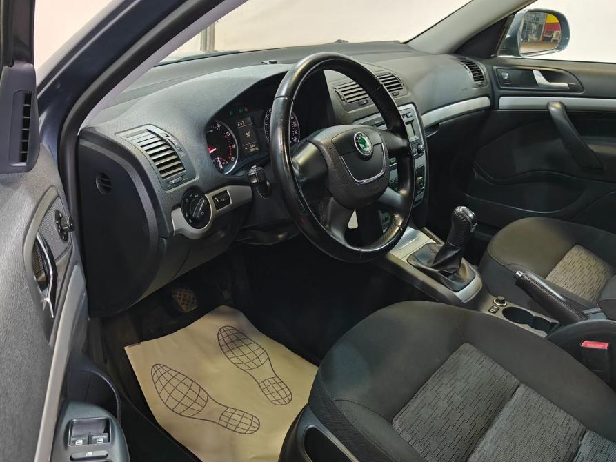 Skoda Octavia II (A5) Рестайлинг Кемерово  - изображение 10