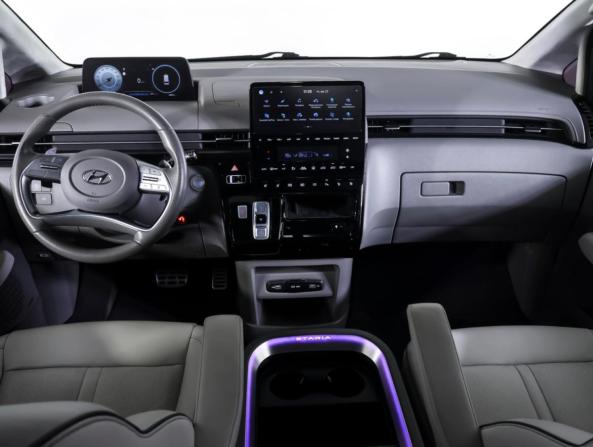 Hyundai Staria I с пробегом 2021 года, цена 5 390 000 рублей, 48871 км, минивэн, Автокод Объявления
