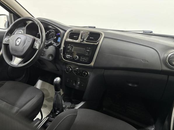 Renault Sandero II с пробегом 2016 года, цена 800 000 рублей, 179036 км, хэтчбек, Автокод Объявления
