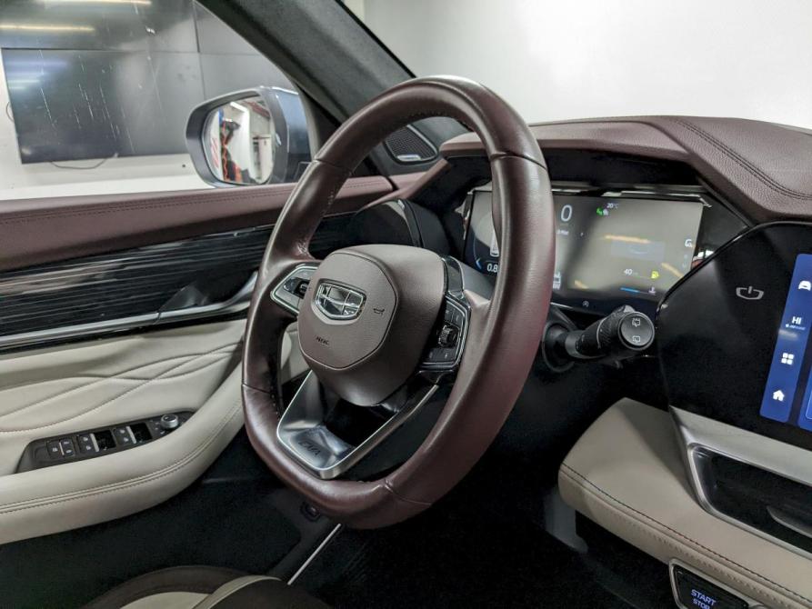Geely Monjaro I Москва  - изображение 25