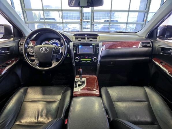 Toyota Camry VII (XV50) с пробегом 2014 года, цена 1 680 000 рублей, 240721 км, седан, Автокод Объявления