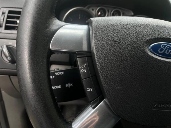 Ford C-MAX I Рестайлинг с пробегом 2009 года, цена 419 000 рублей, 300000 км, минивэн, Автокод Объявления