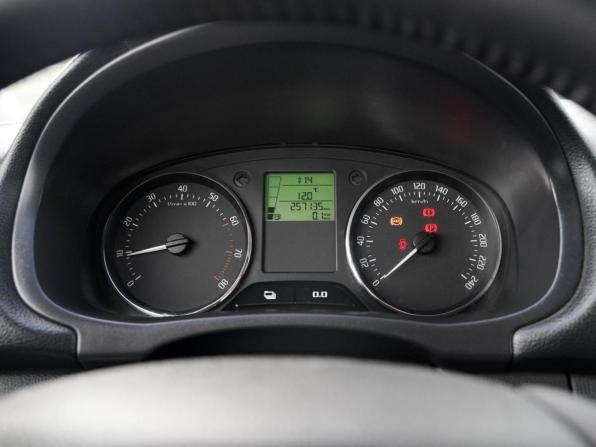 Skoda Fabia II Рестайлинг с пробегом 2012 года, цена 360 000 рублей, 257127 км, универсал, Автокод Объявления