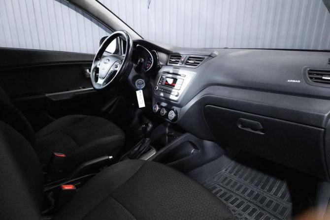 Kia Rio III Рестайлинг с пробегом 2017 года, цена 1 199 000 рублей, 97296 км, седан, Автокод Объявления