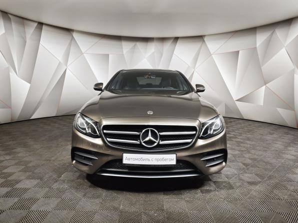 Mercedes-Benz E-Класс V (W213 S213 C238) с пробегом 2017 года, цена 2 799 000 рублей, 97000 км, седан, Автокод Объявления