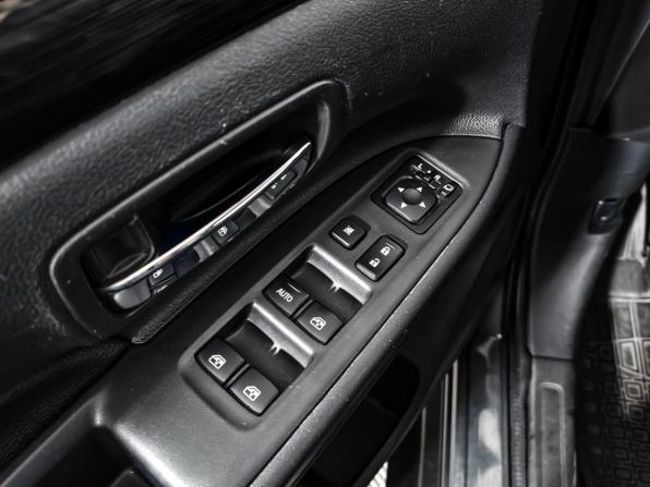 Mitsubishi Outlander III Рестайлинг 2 с пробегом 2016 года, цена 1 850 000 рублей, 127000 км, внедорожник, Автокод Объявления