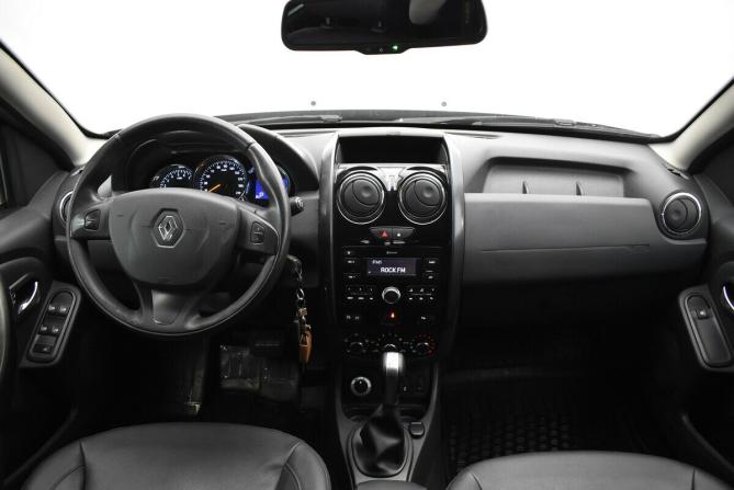 Renault Duster I Рестайлинг с пробегом 2017 года, цена 1 440 000 рублей, 104673 км, внедорожник, Автокод Объявления