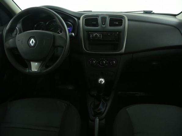 Renault Logan II с пробегом 2015 года, цена 584 000 рублей, 192900 км, седан, Автокод Объявления