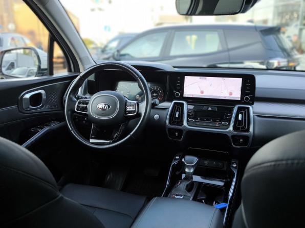 Kia Sorento IV с пробегом 2021 года, цена 4 350 000 рублей, 79000 км, внедорожник, Автокод Объявления