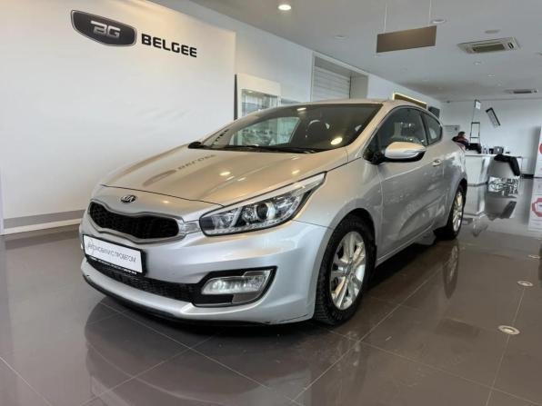 Kia Ceed II с пробегом 2013 года, цена 970 000 рублей, 197582 км, хэтчбек, Автокод Объявления