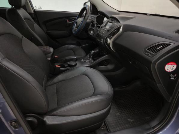 Hyundai ix35 I Рестайлинг с пробегом 2015 года, цена 1 360 000 рублей, 166061 км, внедорожник, Автокод Объявления