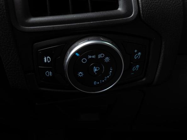 Ford Focus III Рестайлинг с пробегом 2017 года, цена 1 174 070 рублей, 130089 км, хэтчбек, Автокод Объявления