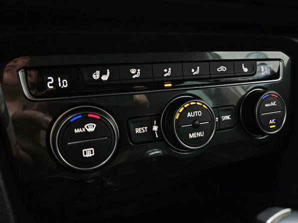 Volkswagen Tiguan II с пробегом 2018 года, цена 2 490 000 рублей, 134239 км, внедорожник, Автокод Объявления