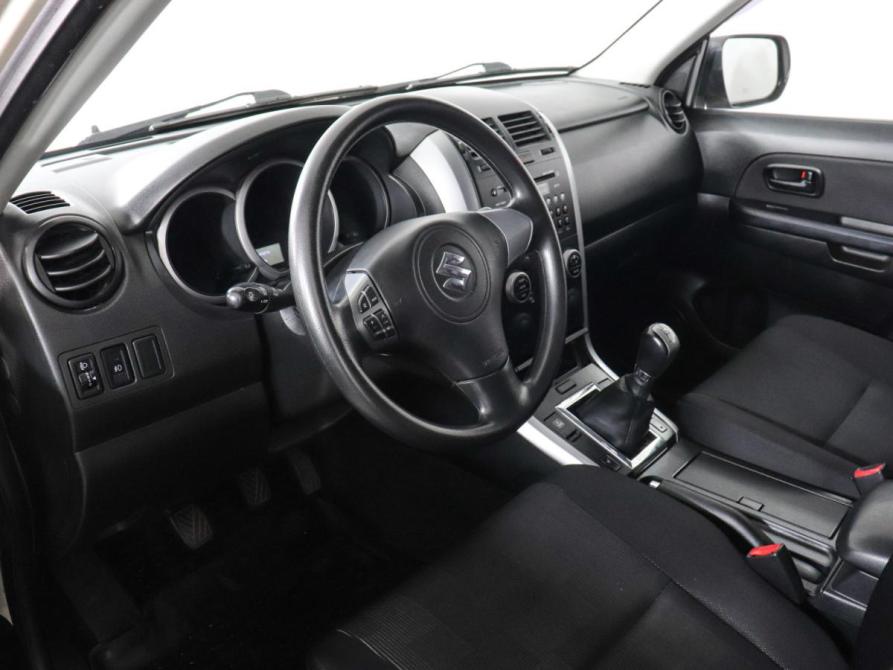 Suzuki Grand Vitara II Рестайлинг Химки  - изображение 9