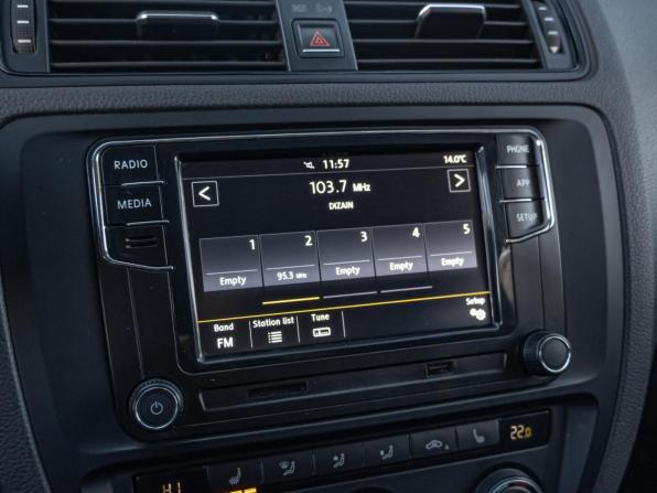 Volkswagen Jetta VI Рестайлинг с пробегом 2016 года, цена 1 220 000 рублей, 199635 км, седан, Автокод Объявления