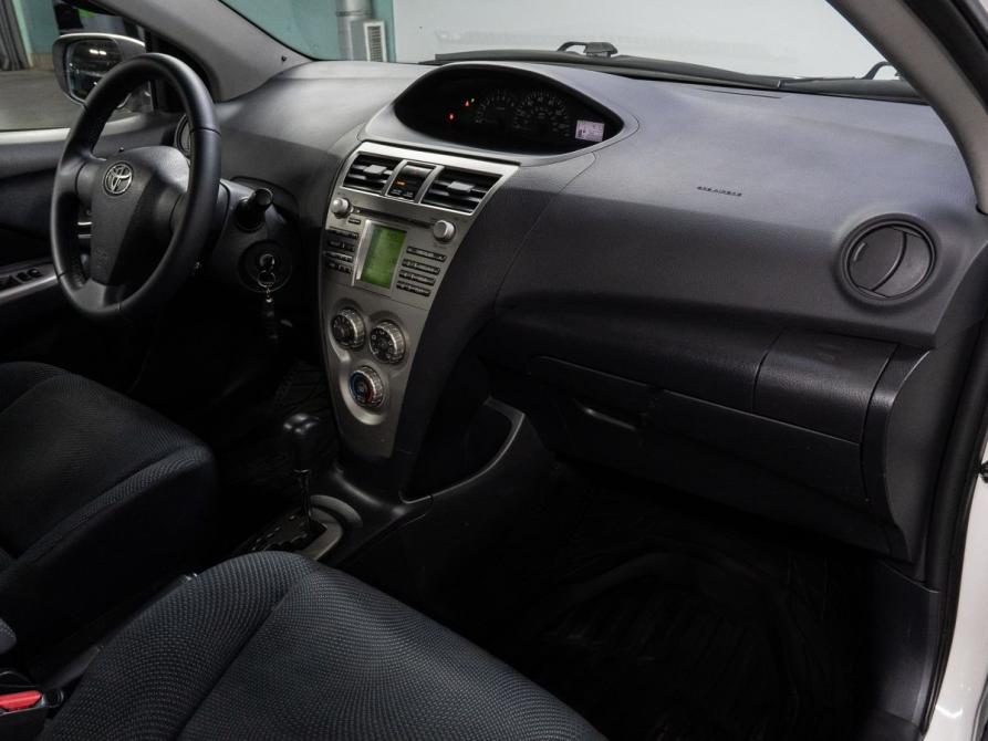Toyota Yaris II Рестайлинг Тюмень  - изображение 14