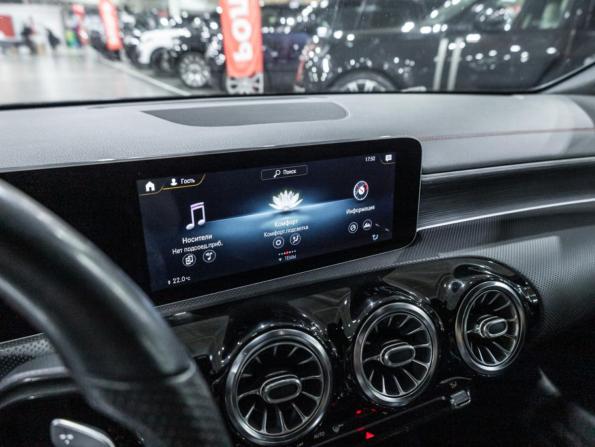 Mercedes-Benz CLA II (C118 X118) с пробегом 2019 года, цена 3 099 700 рублей, 99379 км, седан, Автокод Объявления