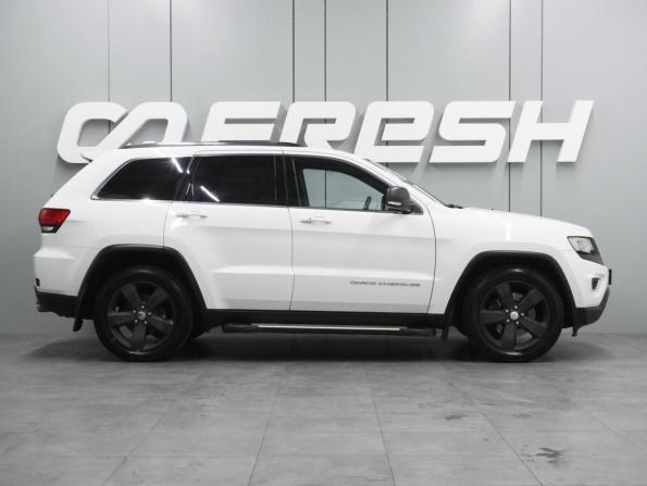 Jeep Grand Cherokee IV (WK2) Рестайлинг с пробегом 2013 года, цена 2 900 000 рублей, 62471 км, внедорожник, Автокод Объявления