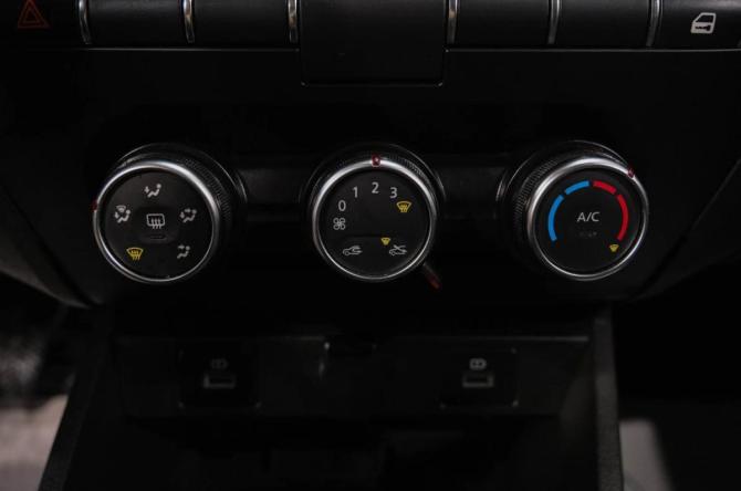 Lada (ВАЗ) Vesta I Рестайлинг (NG) с пробегом 2024 года, цена 1 049 000 рублей, 85000 км, седан, Автокод Объявления