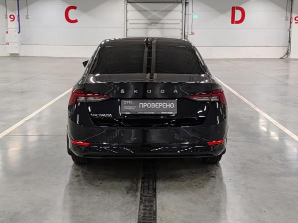 Skoda Octavia IV (A8) с пробегом 2021 года, цена 2 120 000 рублей, 129719 км, лифтбек, Автокод Объявления