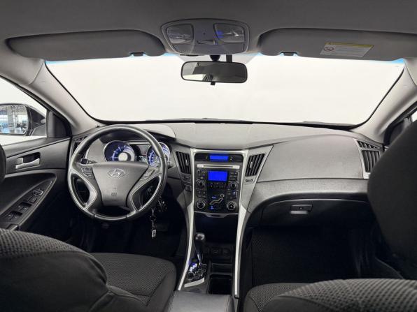 Hyundai Sonata VI (YF) с пробегом 2011 года, цена 1 100 000 рублей, 212300 км, седан, Автокод Объявления
