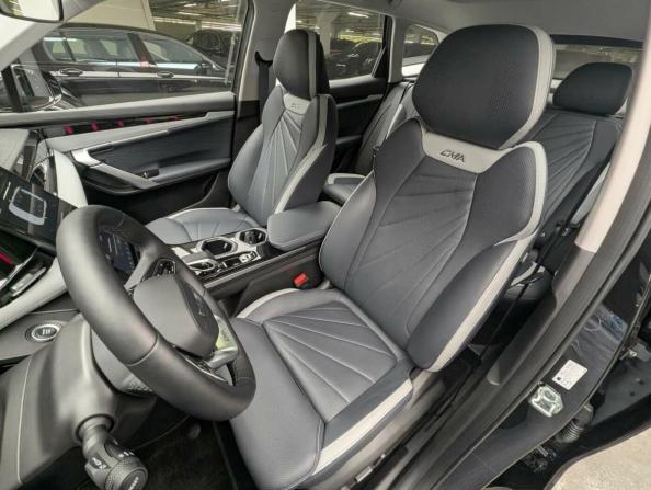 Geely Atlas II с пробегом 2025 года, цена 3 357 000 рублей, 7576 км, внедорожник, Автокод Объявления