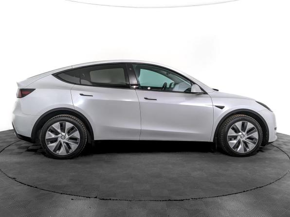Tesla Model Y I с пробегом 2022 года, цена 4 610 000 рублей, 71951 км, внедорожник, Автокод Объявления