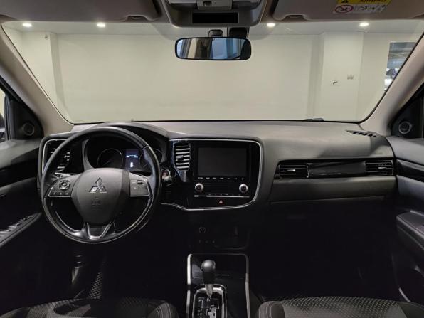 Mitsubishi Outlander III Рестайлинг 3 с пробегом 2020 года, цена 2 376 000 рублей, 121494 км, внедорожник, Автокод Объявления