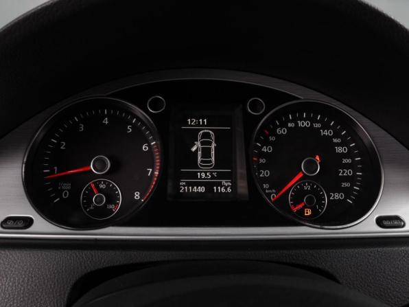 Volkswagen Passat CC I Рестайлинг с пробегом 2013 года, цена 1 272 000 рублей, 211440 км, седан, Автокод Объявления