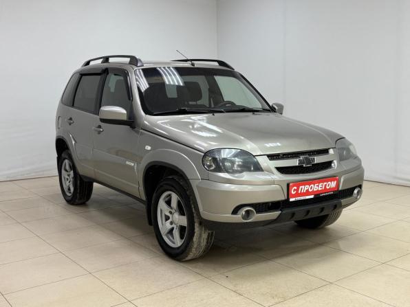 Chevrolet Niva I Рестайлинг с пробегом 2017 года, цена 630 000 рублей, 155015 км, внедорожник, Автокод Объявления
