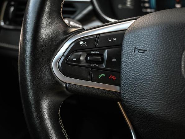 Geely Atlas Pro с пробегом 2023 года, цена 2 059 000 рублей, 67664 км, внедорожник, Автокод Объявления