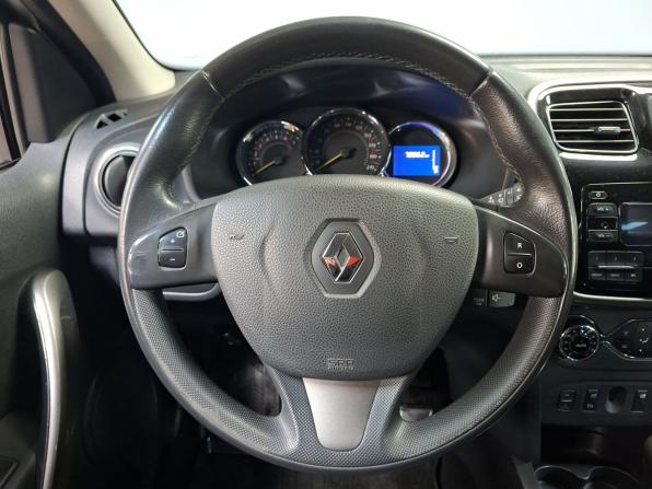Renault Sandero II с пробегом 2018 года, цена 1 099 000 рублей, 70861 км, хэтчбек, Автокод Объявления
