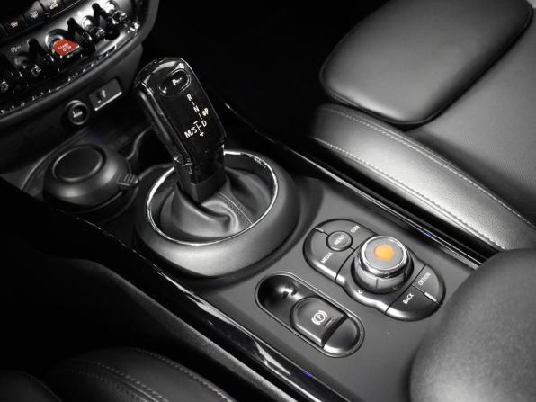 Mini Clubman II Рестайлинг с пробегом 2019 года, цена 2 279 900 рублей, 108814 км, универсал, Автокод Объявления