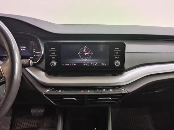 Skoda Octavia IV (A8) с пробегом 2021 года, цена 2 370 000 рублей, 181500 км, лифтбек, Автокод Объявления