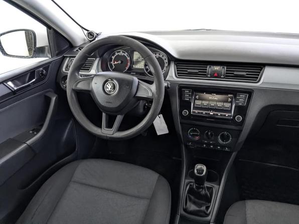 Skoda Rapid I Рестайлинг с пробегом 2019 года, цена 815 000 рублей, 257323 км, лифтбек, Автокод Объявления