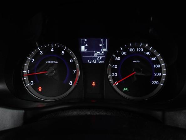 Hyundai Solaris I Рестайлинг с пробегом 2015 года, цена 1 125 000 рублей, 134316 км, седан, Автокод Объявления