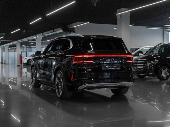 Zeekr 8X с пробегом 2026 года, цена 12 200 000 рублей, 25 км, внедорожник, Автокод Объявления