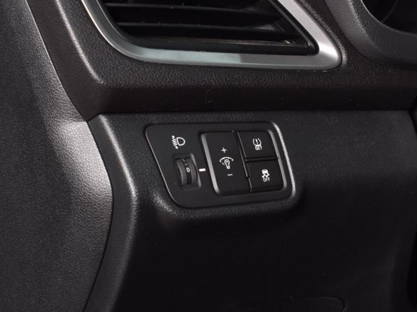 Hyundai Solaris II с пробегом 2017 года, цена 1 199 999 рублей, 140394 км, седан, Автокод Объявления