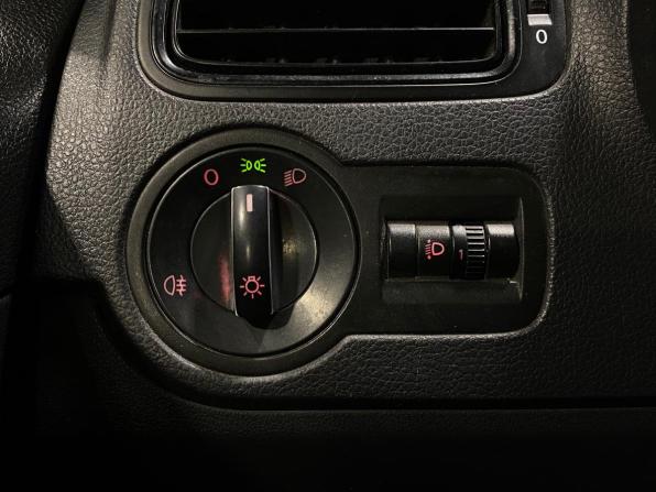 Volkswagen Polo V с пробегом 2010 года, цена 590 000 рублей, 131985 км, седан, Автокод Объявления