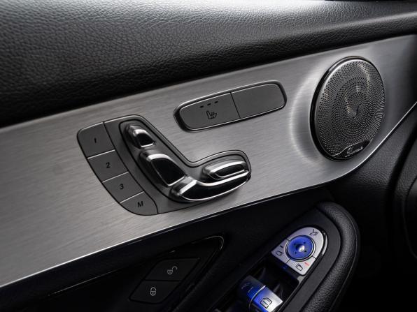 Mercedes-Benz GLC I (X253) Рестайлинг с пробегом 2020 года, цена 4 450 000 рублей, 30415 км, внедорожник, Автокод Объявления