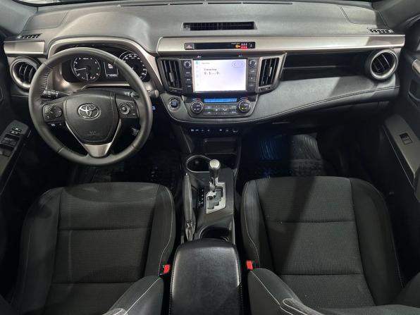 Toyota RAV4 IV (XA40) Рестайлинг с пробегом 2019 года, цена 2 797 000 рублей, 165481 км, внедорожник, Автокод Объявления
