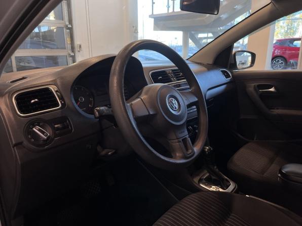 Volkswagen Polo V с пробегом 2011 года, цена 680 000 рублей, 223375 км, седан, Автокод Объявления
