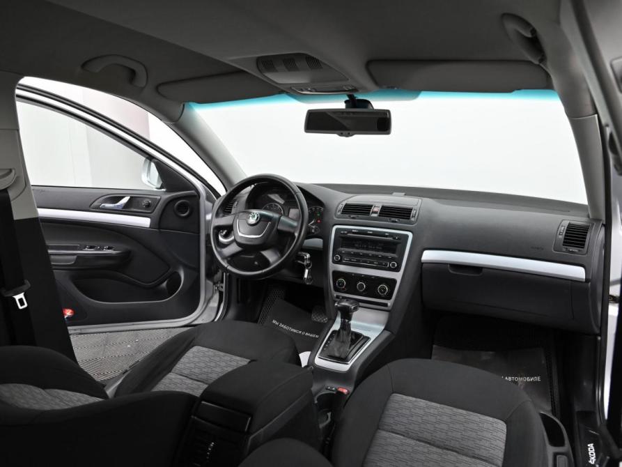 Skoda Octavia II (A5) Рестайлинг Москва  - изображение 7