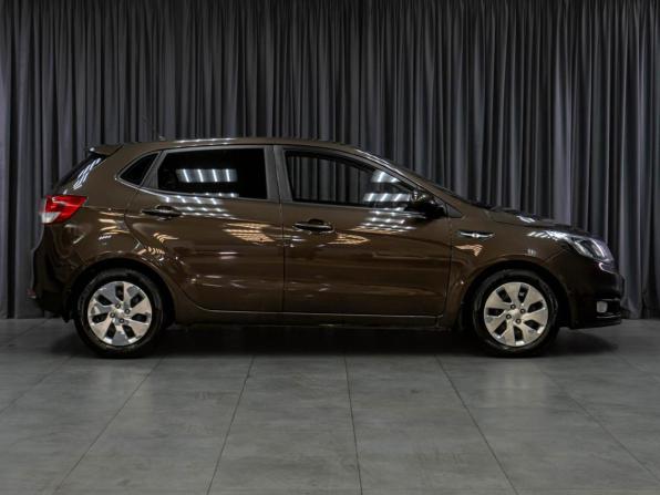 Kia Rio III Рестайлинг с пробегом 2016 года, цена 1 089 000 рублей, 114396 км, хэтчбек, Автокод Объявления